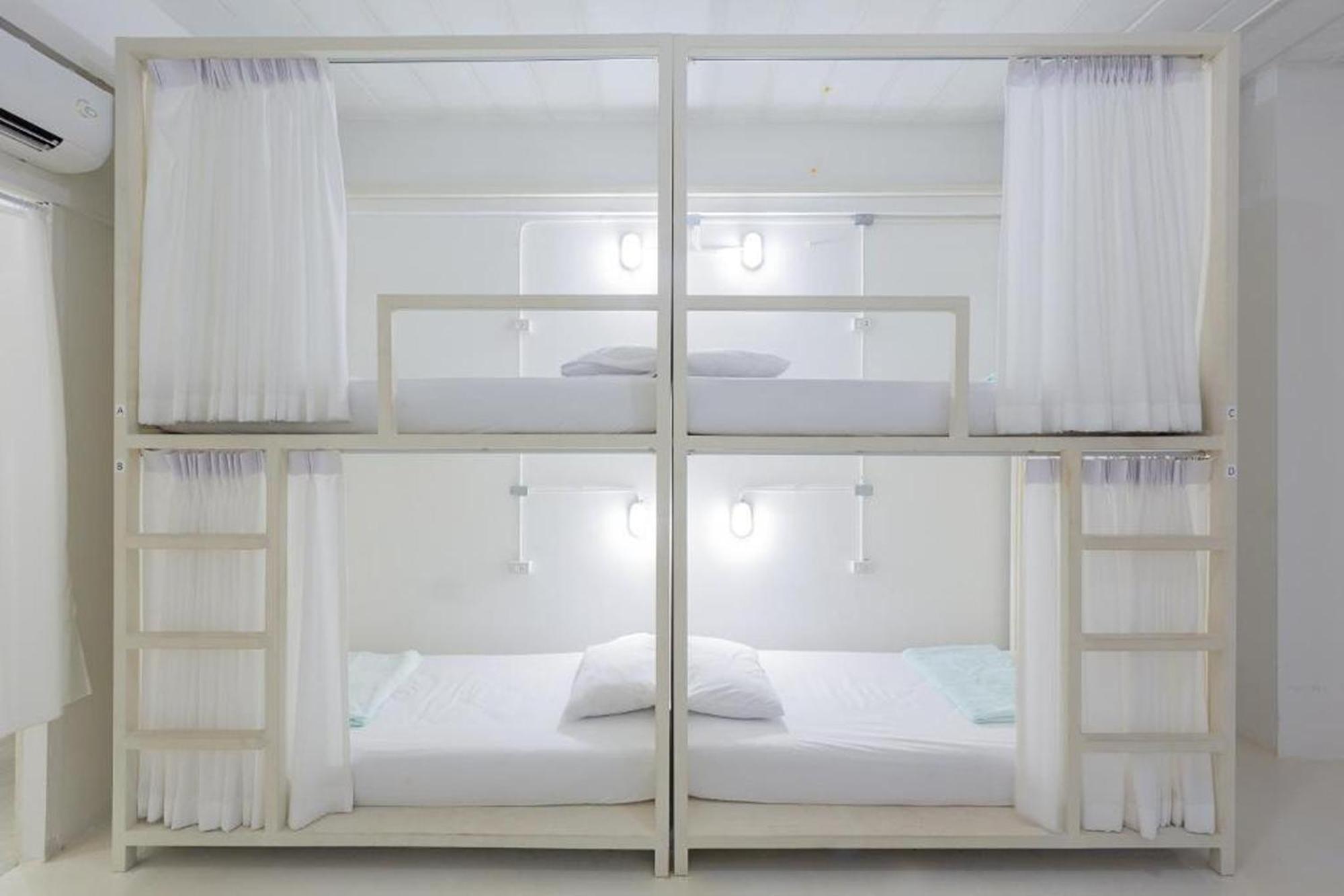 Hao Hostel SHA Plus Phuket Exterior foto