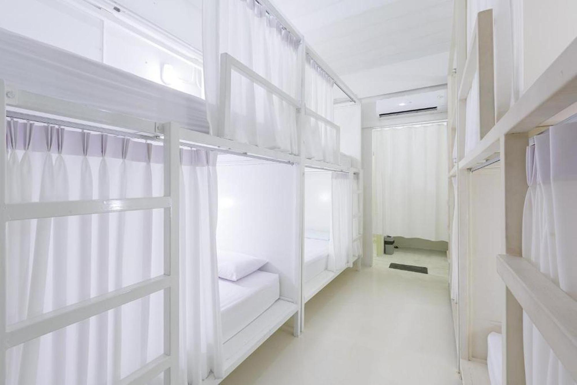Hao Hostel SHA Plus Phuket Exterior foto